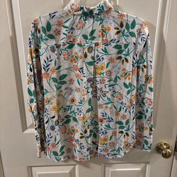 Loft Outlet Women's Loose White Button-up with Multicolor Floral Print Size: SP - Picture 2 of 5